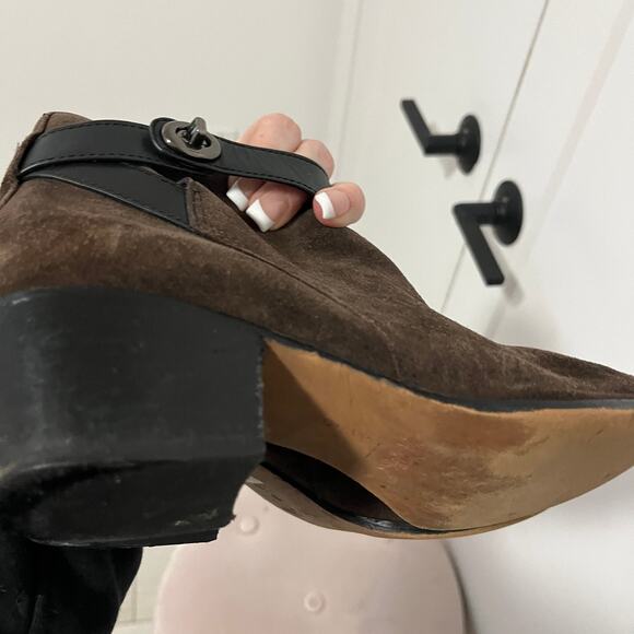 Coach Brown Patricia Suede Ankle Booties Size 8 - Picture 6 of 8